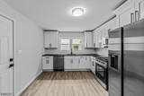 115 Smith St - Photo 3