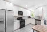 158 S Clinton St - Photo 2