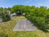 1215 Spruce Hills Dr - Photo 15