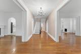 589 Westminster Ave - Photo 4