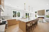 221 Delaware St - Photo 10