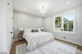 221 Delaware St - Photo 13