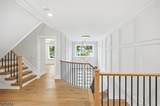 221 Delaware St - Photo 16