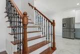 31 Davis Ave - Photo 14