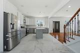 31 Davis Ave - Photo 3