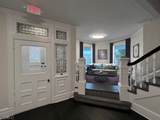 314 Cornelia St - Photo 2