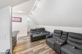 946 Emma St - Photo 15