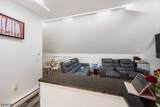 946 Emma St - Photo 18