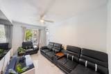 946 Emma St - Photo 28
