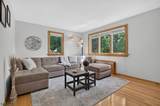 4 Howard Ave - Photo 3