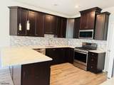 907 Greenland Sq - Photo 4