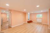 442 W Scott Ave - Photo 18