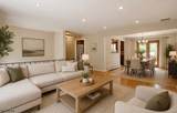 10 Avon Dr - Photo 2