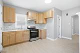19 Komorn St - Photo 8
