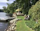 2064 Lakeside Dr - Photo 3