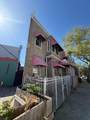 129 Stone St - Photo 2