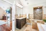 881 Village Green - Photo 22