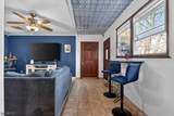 77 W Arthur Pl - Photo 11