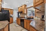 77 W Arthur Pl - Photo 7