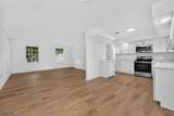 940 Hobson St - Photo 11