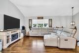 14 Arlington Dr - Photo 4