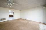 906 Robin Rd - Photo 4