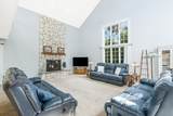 4 Peter Dr - Photo 19