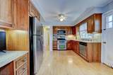 10 Thompson St - Photo 7