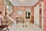 560 Wakefield Dr - Photo 16