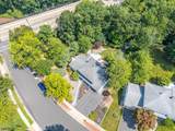 560 Wakefield Dr - Photo 5