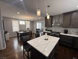 208 Laurel Ave - Photo 2