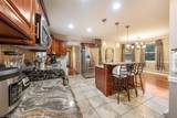 102 Runyon Ave - Photo 12