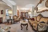 24 Harvard St - Photo 3