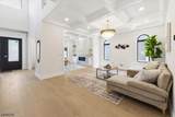 29 Sycamore Ave - Photo 2