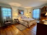 208 Riverside Dr - Photo 12