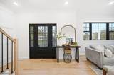 85 Kings Rd - Photo 2