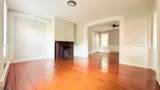 136 Main St - Photo 2