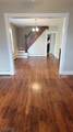 244 Irwin St - Photo 3