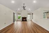 127 Chariot Ct - Photo 5