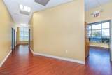 290 Union Blvd - Photo 8