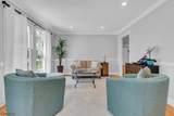 35 Castle Way - Photo 8