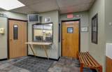 121 Howe Ave - Photo 9