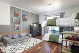 90 Farnham Sq - Photo 14