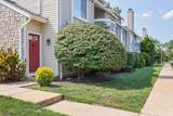 90 Farnham Sq - Photo 2