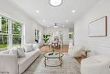 318 Halsey Rd - Photo 8