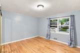 654 Howard St - Photo 11