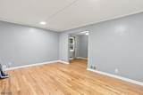 654 Howard St - Photo 4