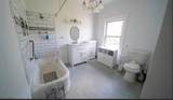 288 Paterson Ave - Photo 15