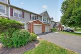 1004 Bayley Ct - Photo 3