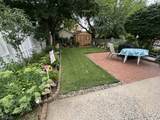 582 Garden Ave - Photo 3